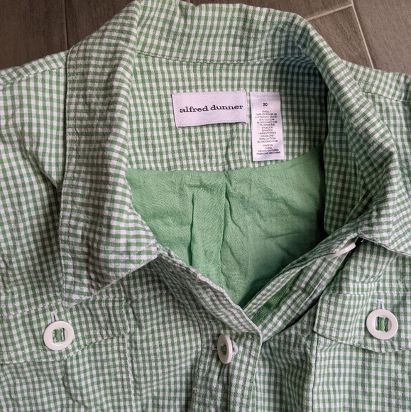 Shirt / Light Jacket - Picture 2 of 2